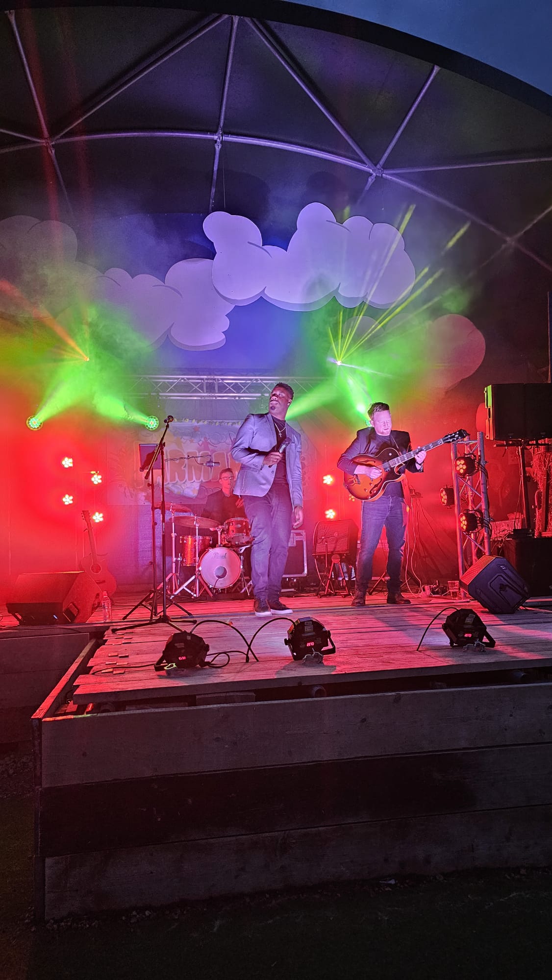 Festive Party Night with Inner City 3 Band